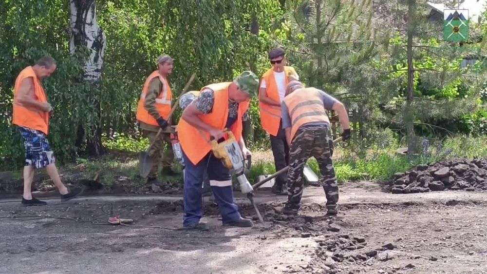 Евгений Морозов: От жителей поселка Сабовка поступало немало обращений по поводу состояния автомобильной дороги по улице Пугачева