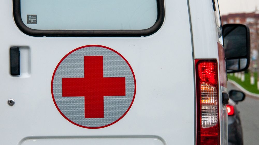 Три человека пострадали в результате удара ВСУ по многоэтажке в Первомайске