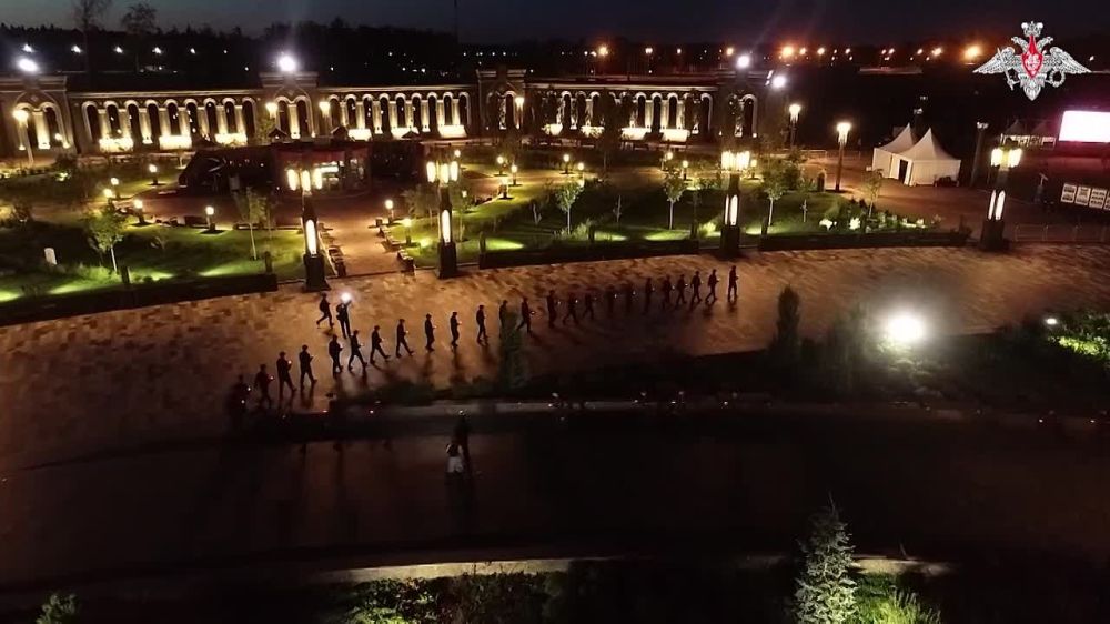 � ���� ������ � ������ � ���� �������� ����� ����������� ��� ���������� ��������� ������ 1418 ������, ��������������� ���������� ���� ������� ������������� �����