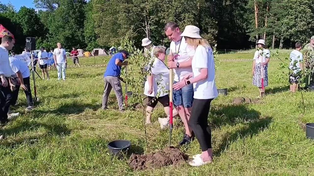 Евгений Морозов: В Брянской области состоялось открытие Международного молодежного лагеря «Дружба-2024»