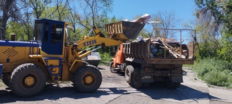 В Молодогвардейске продолжаются работы по благоустройству