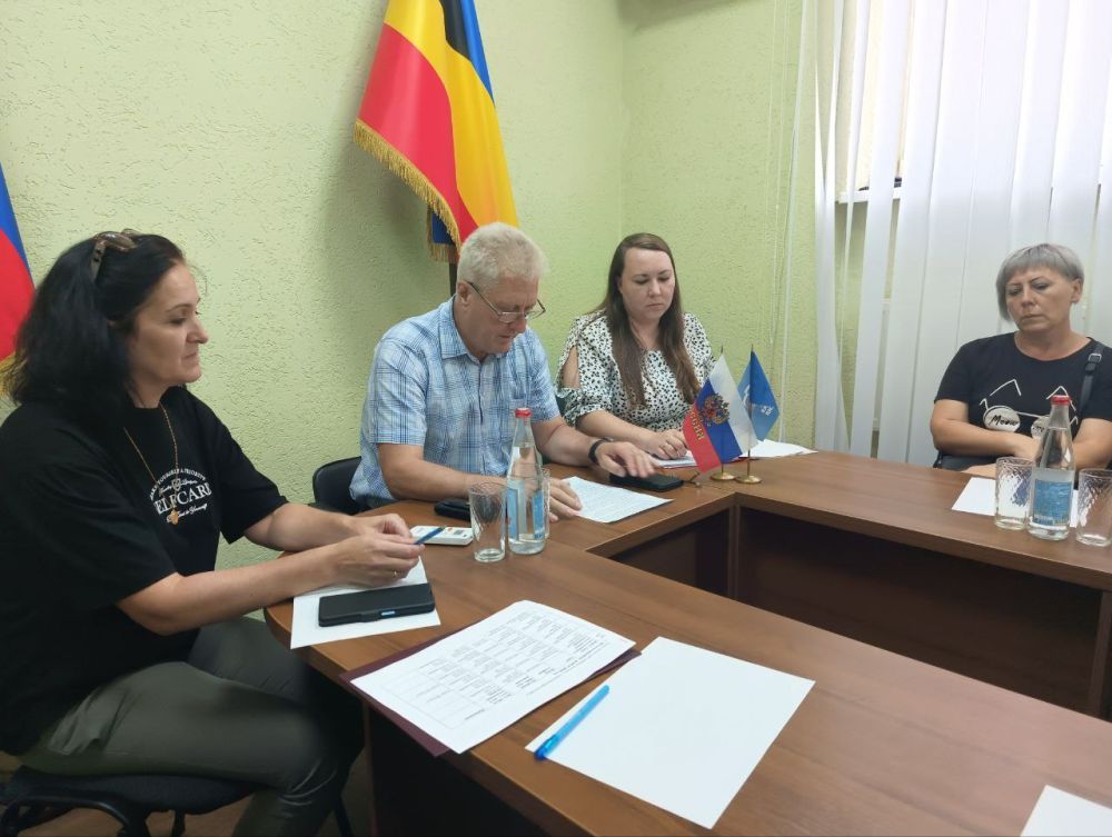 Сергей Козенко: Сегодня в городе Молодогвардейске провел очередную встречу, на которую пригласил членов семей погибших участников специальной военной операции