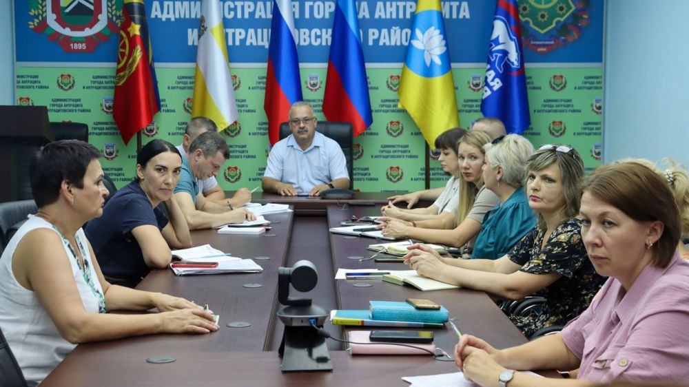 ����� ��������������� �������������� ������ ������ ������ ��������� � ��������������� ����������� ������������� �������������, ������������� ��������� ����������� � �������������� ���������� � ����������� ������ ������ ������������ ����� �������