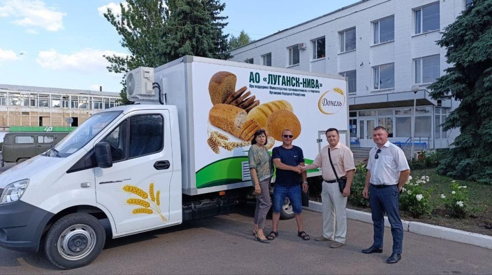 Предприятие «Луганск-Нива» передало дополнительную автолавку в Попасную