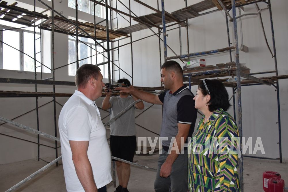 Первомайский городской округ с рабочим визитом посетила делегация из региона-шефа Калужской области во главе с Председателем Законодательного Собрания Калужской области Геннадием Новосельцевым