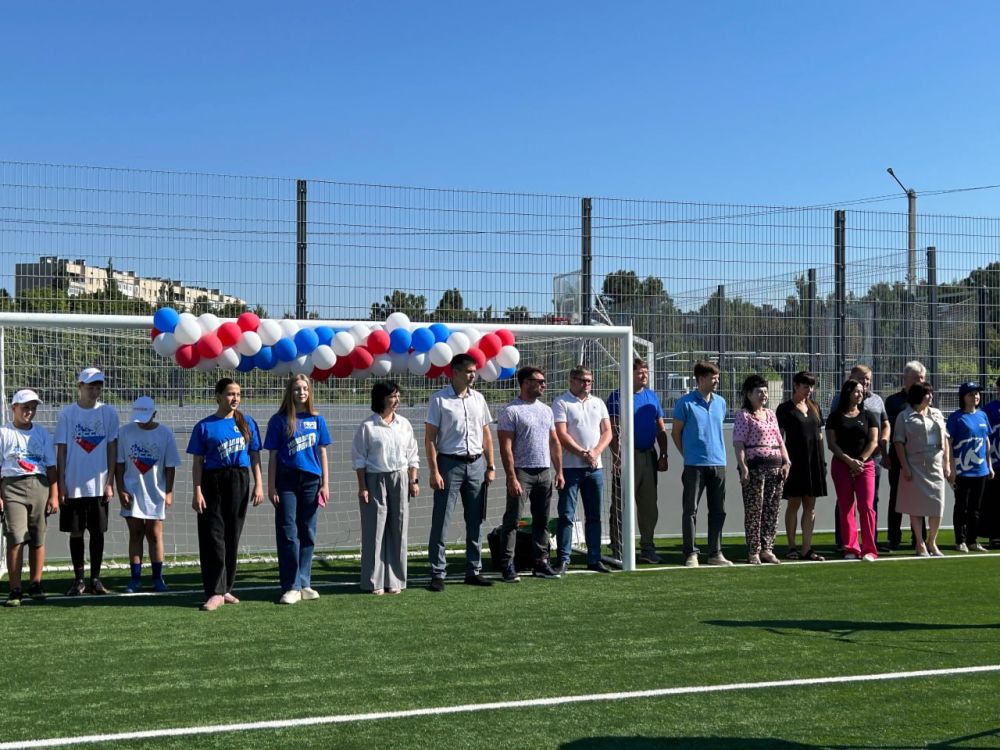 Восьмого августа в Красном Луче состоялось долгожданное открытие физкультурно-оздоровительного комплекса открытого типа