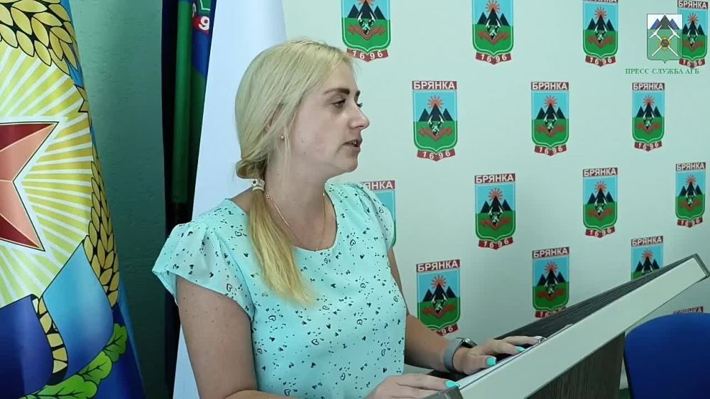 В Брянке, накануне Дня физкультурника, чествовали семьи, которые не только пропагандируют ЗОЖ, а и связали всю свою жизнь о спортом