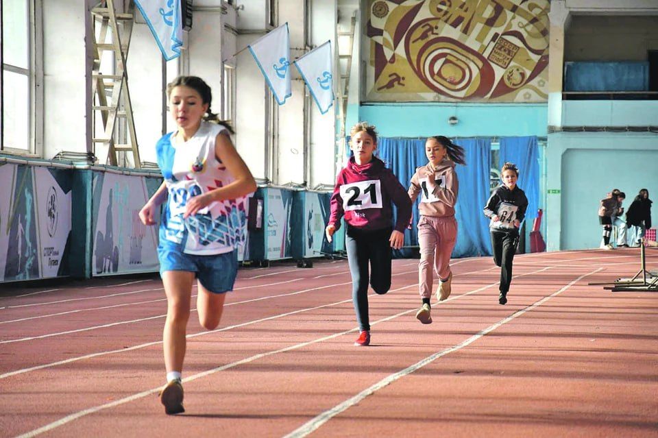 ЛНР. Более 30 спортивных объектов появятся в ЛНР до 2030 года Регионы-шефы и подрядные организации делают все возможное...