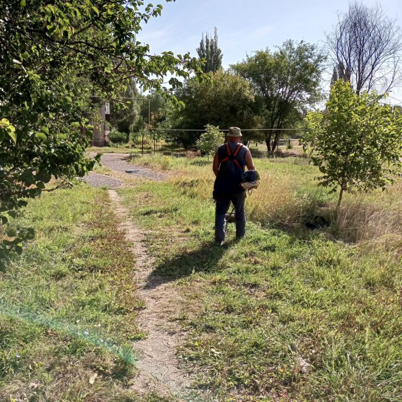 Работы по наведению порядка и чистоты на городских улицах проводятся ежедневно