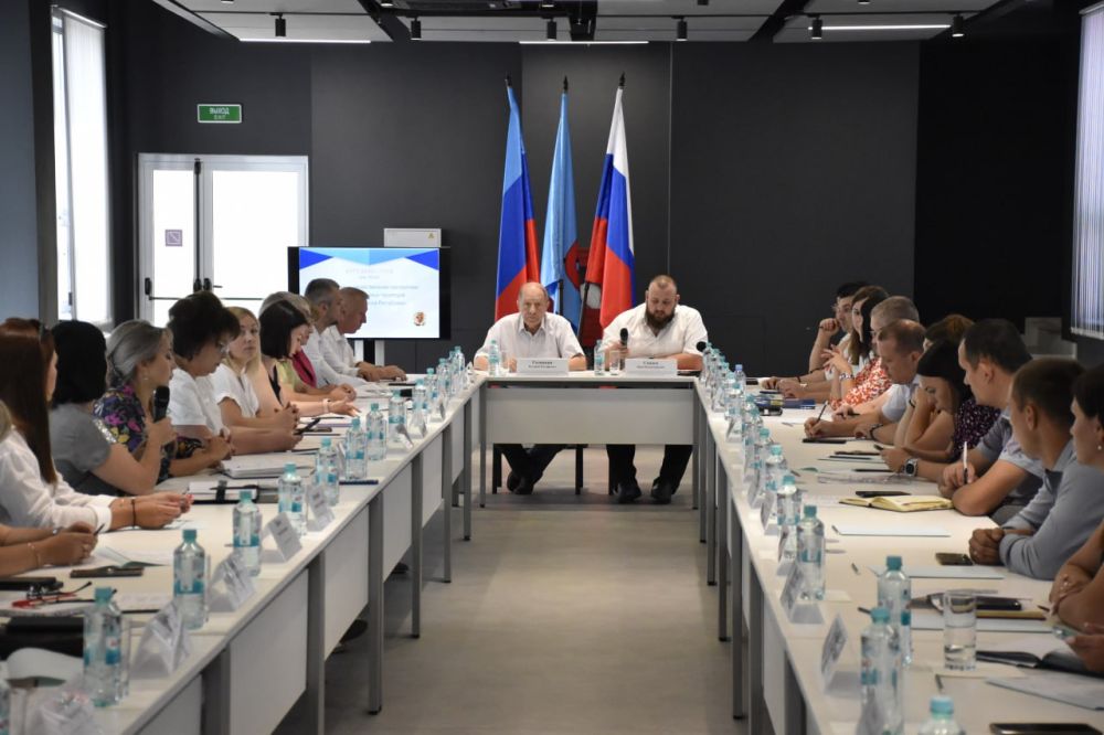 ������ ���������� ����������� ������� �������� � �����, �������� �������� ������� � ������������ � ��������� ���, � ����� ����������� ����������� ����� ������� ������������� ����������