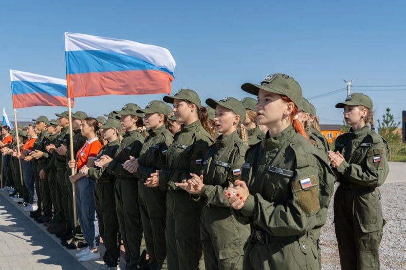 ОБЗОР ПРЕССЫ «ДОНБАСС ВОСТОЧНЫЙ»: Ребята из нашего округа проведут лето в лагере «Авангард»