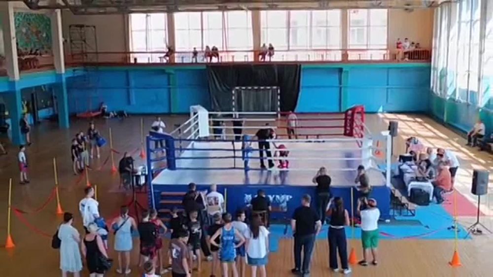 Евгений Морозов: Всего в открытом турнире принимают участие порядка 80 спортсменов в самых разных возрастных и весовых категориях