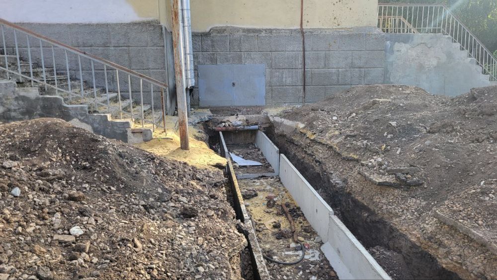 В ДК "Юность" полным ходом идет капитальный ремонт системы отопления