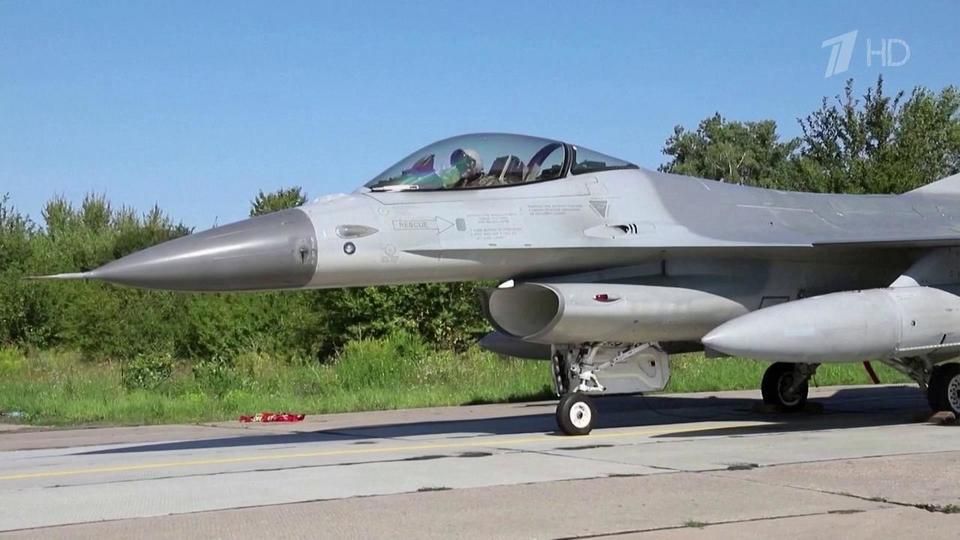 �� ������� ��������� ������ �� ������������ �� ������������ ������������ F-16