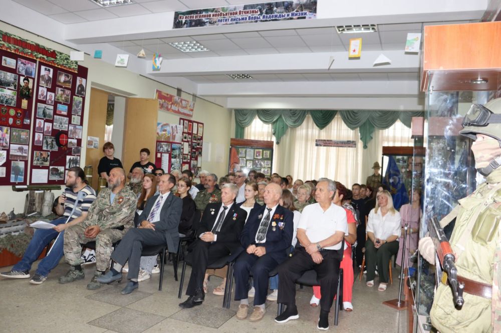В городском историко-художественном музее состоялось открытие выставки «Специальная военная операция в рамках военного времени»