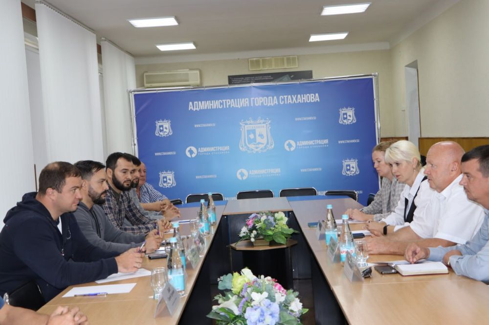 ���������� ����� ����������� ������� ������� � �������� ������� �������� � ��������������� ������������� ���������� ������ � ����� ������ ������� � ���������, ������������