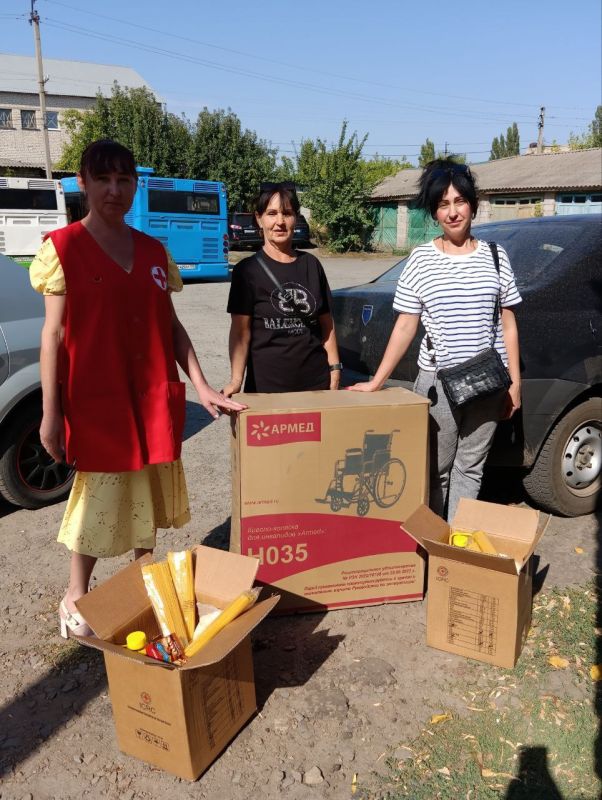 ������� ��������: �����, 2 �������� ������ � ��������� ��������� ������ ��� ��������� �������� ��������� ����� � ���� ����������