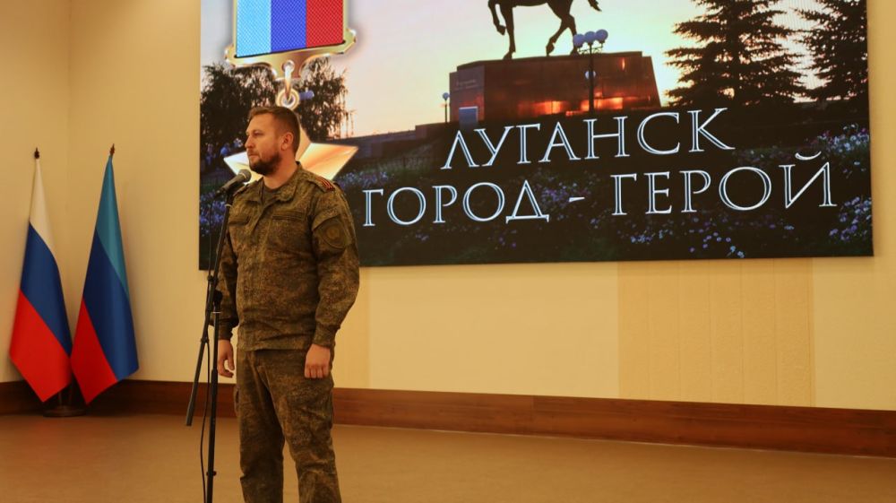 Денис Мирошниченко принял участие во встрече с участниками СВО