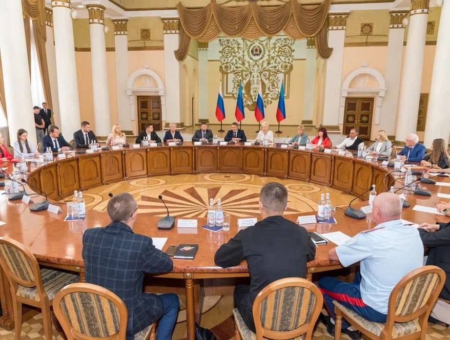 Приоритетными направлениями ОП ЛНР нового состава станут поддержка участников СВО, работа с молодежью и общественный контроль над реализацией проектов