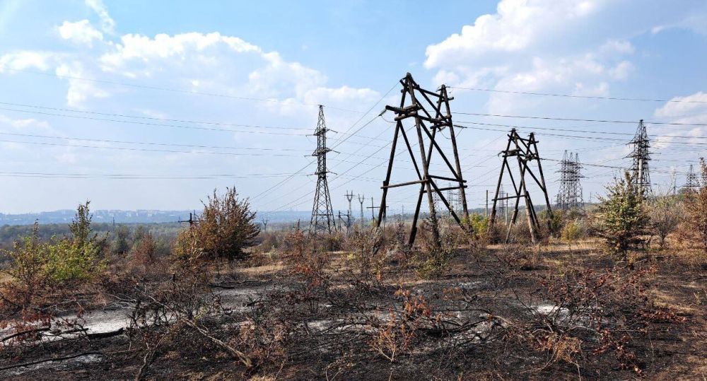 Энергетики восстановили электроснабжение села Калиново-Борщеватое и поселка Молодежное