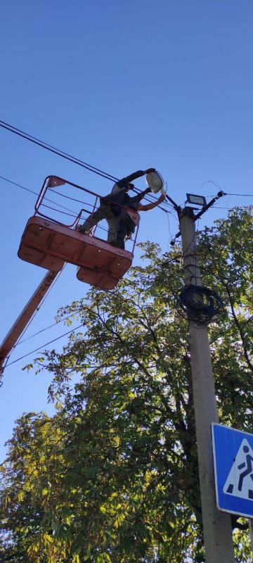 Продолжаются работы по благоустройству территорий и в Ирмино