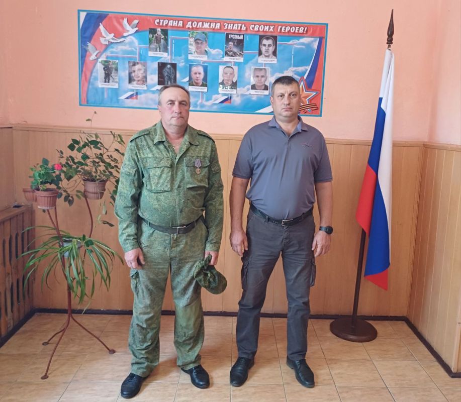 Открытие стенда памяти СВО