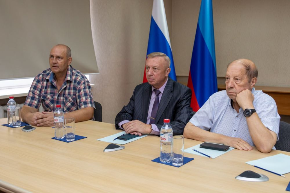 ������� �������� � �������� ������ ������� ������� � ������������� ��������� �������� �� �� ������ ��������, ����������� ������������� ������������ ��