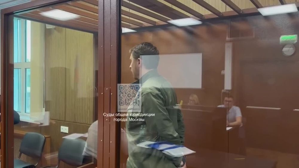 Экс-мэра Сочи Алексея Копайгородского доставили в Мещанский суд Москвы по делу о растрате