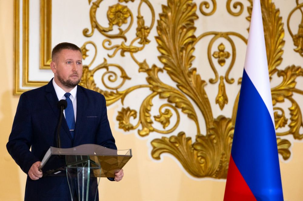 Народный Совет ЛНР заключил соглашения о сотрудничестве с парламентами восьми субъектов Российской Федерации