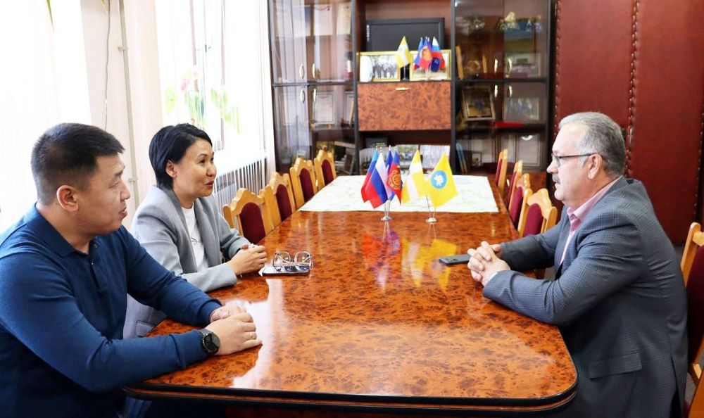 ������� �������-������������� ��������� � ���������� �������� ��������� � �������� ������������ ���������