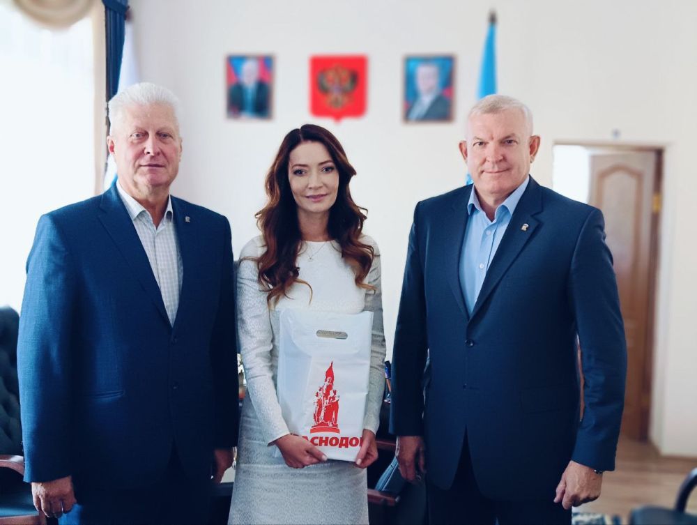 Сергей Козенко: Сегодня наш город посетила — председатель комитета Тюменской областной Думы по социальной политике и руководитель регионального исполкома Тюменского отделения ПП «Единая Россия» Ольга Швецова