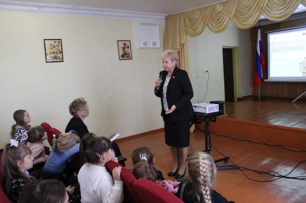 Сенатор Российской Федерации от Луганской Народной Республики Ольга Бас посетила Кировск