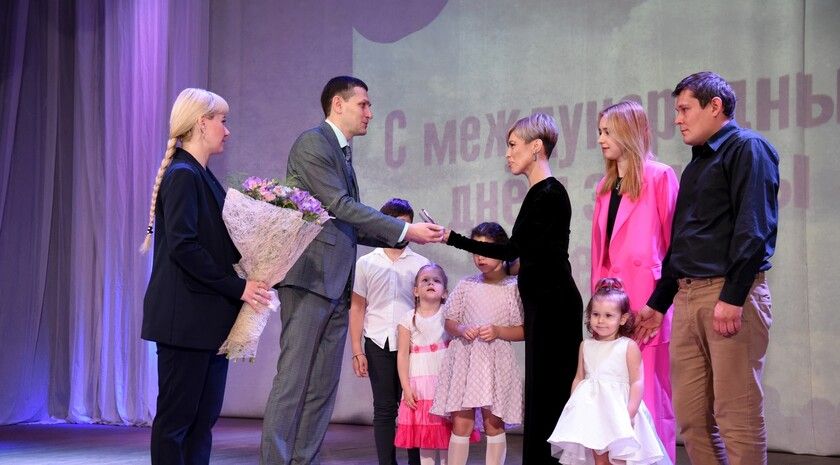 ����� 60 �������� ����� �� ��� �������� ������ �� �������� ����� ������