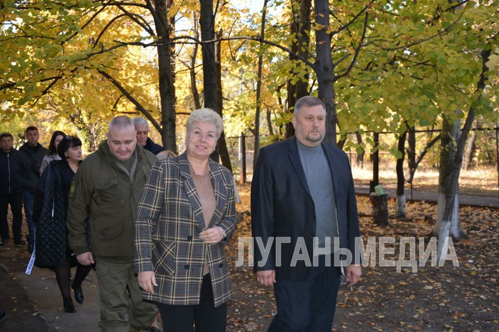 В поселке Белореченском Лутугинского района завершили капитальный ремонт ясли-сада «Росинка»