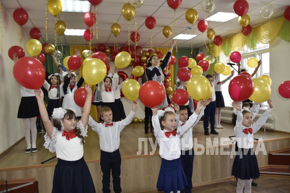 � �������������� ������� ����� � 13 ����� �����-����������������� ������� ����������� �������� ������ ������������� ����������� �� ������ 100-������� ������ �� ��� ��������� �������������������� ����������