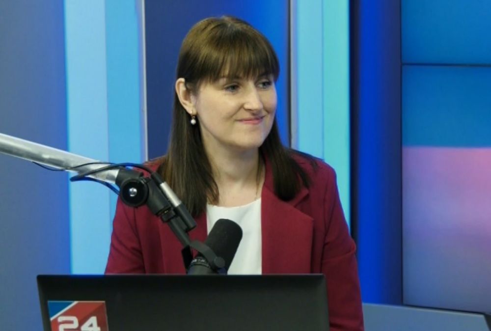 ������������ �������� ������ ��������� �������� ���������� ���� �������� � ����� ������� �������� LIVE� ���������� �� �������� ������������ ������ � ����� �������: