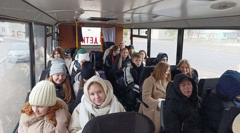 Первомайск в День народного единства отправил на отдых в Москву 46 творческих ребят и участников художественной самодеятельности