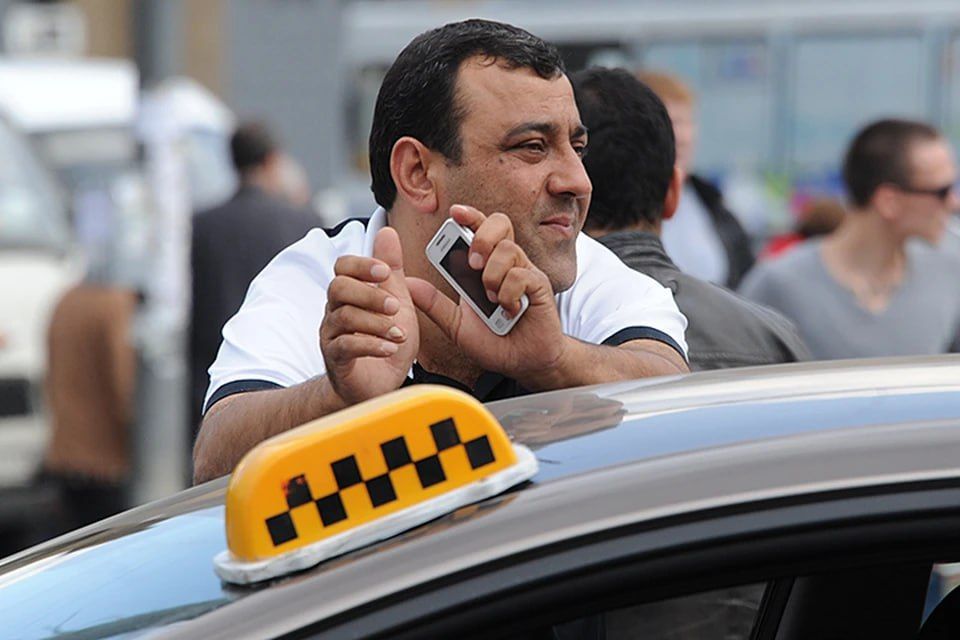 В Минтрансе ЛНР перечислили основные ошибки при подаче документов в сфере легкового такси