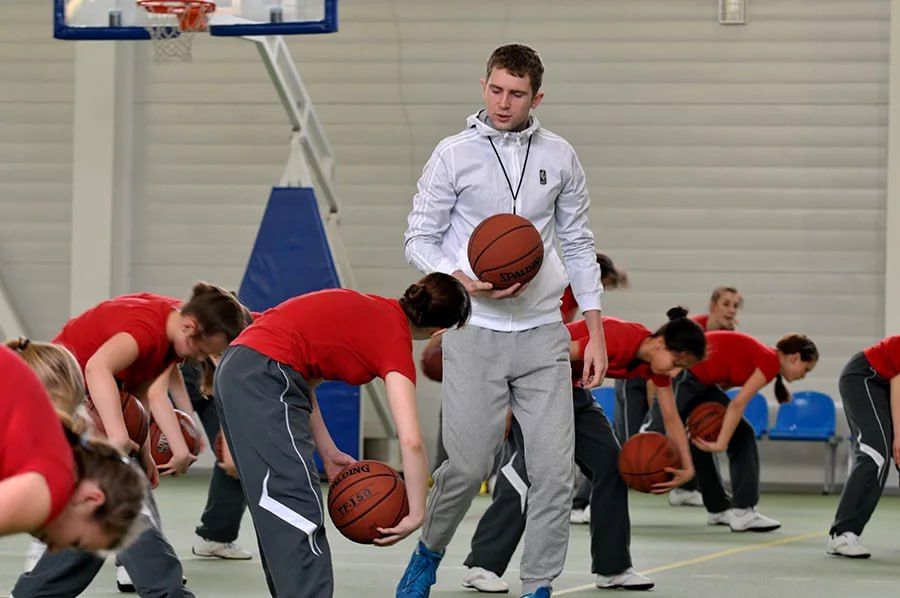 В спортивных школах республики открыты более 70 вакансий для тренеров