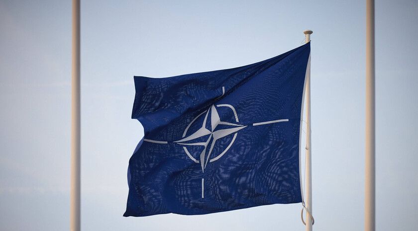 Западная коалиция, воюющая руками Украины против России, дала трещину — историк