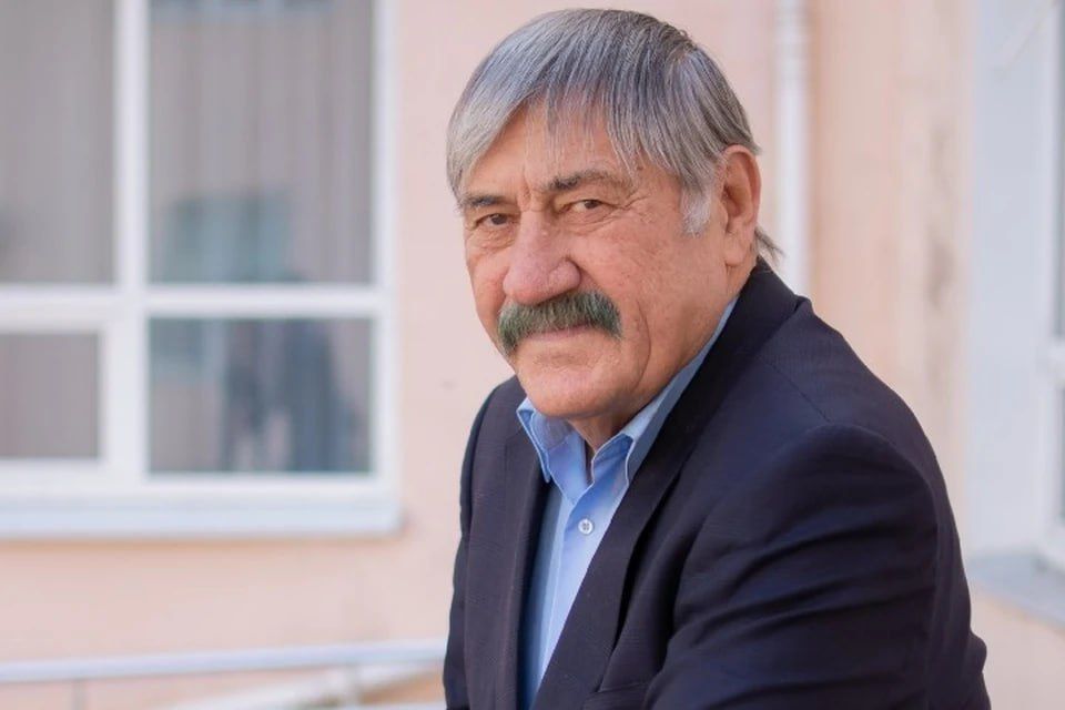 «Театр находится на острие человеческого внимания. Если он работает, у человека есть надежда, что будет все хорошо»: Сегодня выдающемуся актеру театра и кино Михаилу Голубовичу исполнился бы 81 год