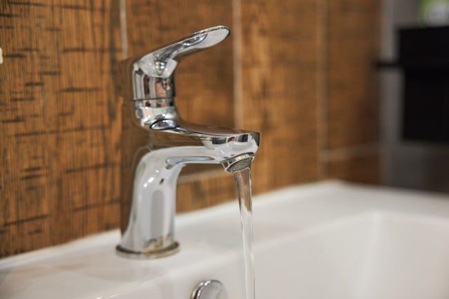 Жителям Стаханова сократят подачу воды 24 ноября