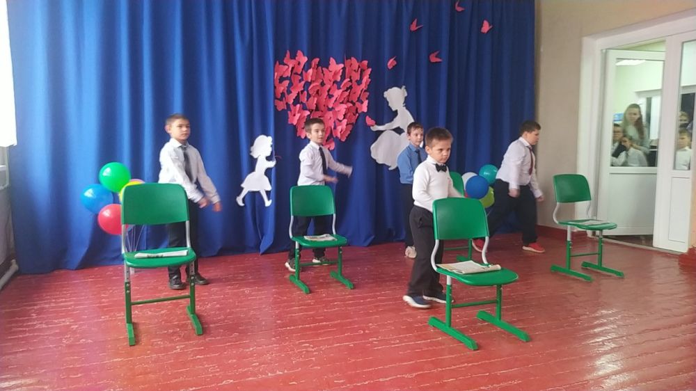 В Зимогорье состоялся концерт ко Дню матери