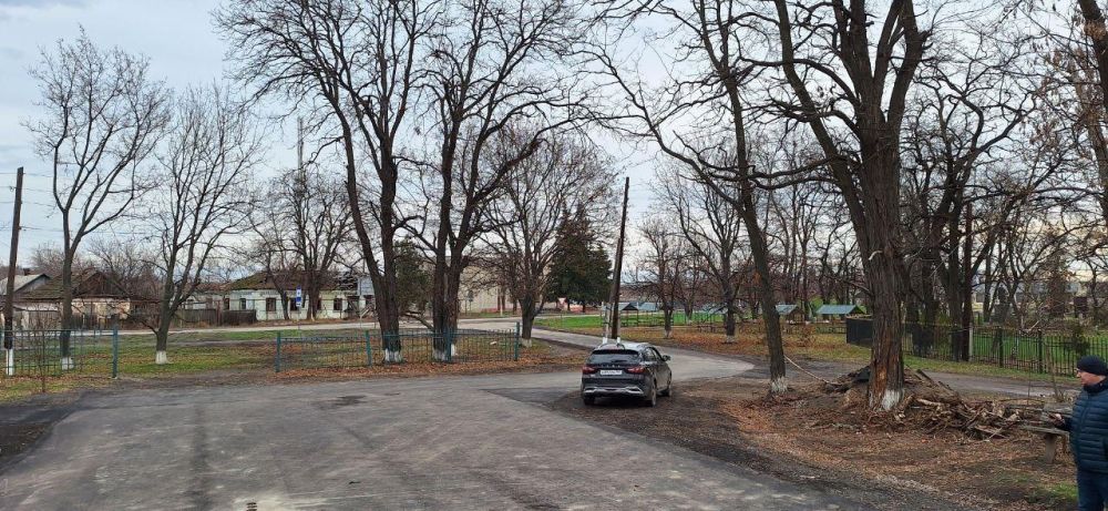 Ремонт дорог с опережением сроков завершает на Славяносербщине Алтайский край