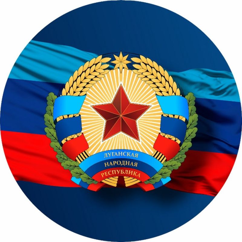 Для спортсменов, входящих в официальные сборные Луганской Народной Республики, закупили спортивную экипировку с символикой ЛНР