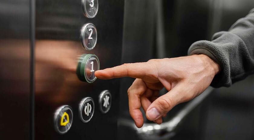 ������ �������� ����� 18 ��� ���