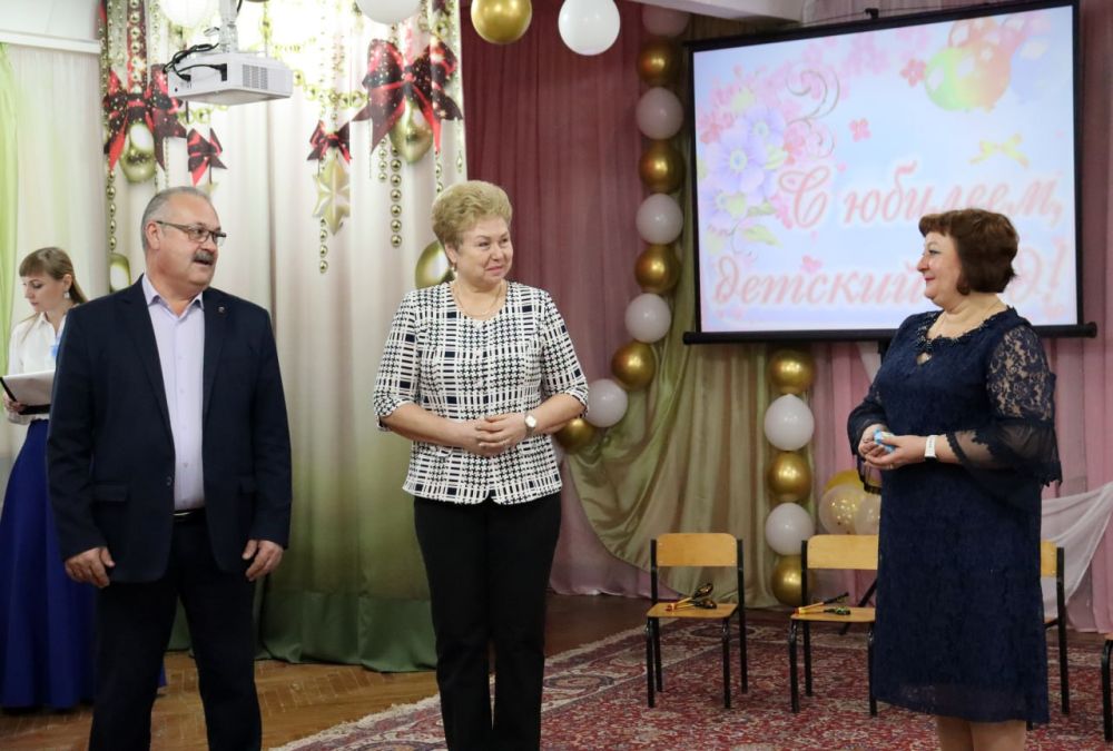 Виктория Сошина: Антрацитовский ясли-сад комбинированного вида № 8 "Светлячок" отметил свой 50-летний юбилей