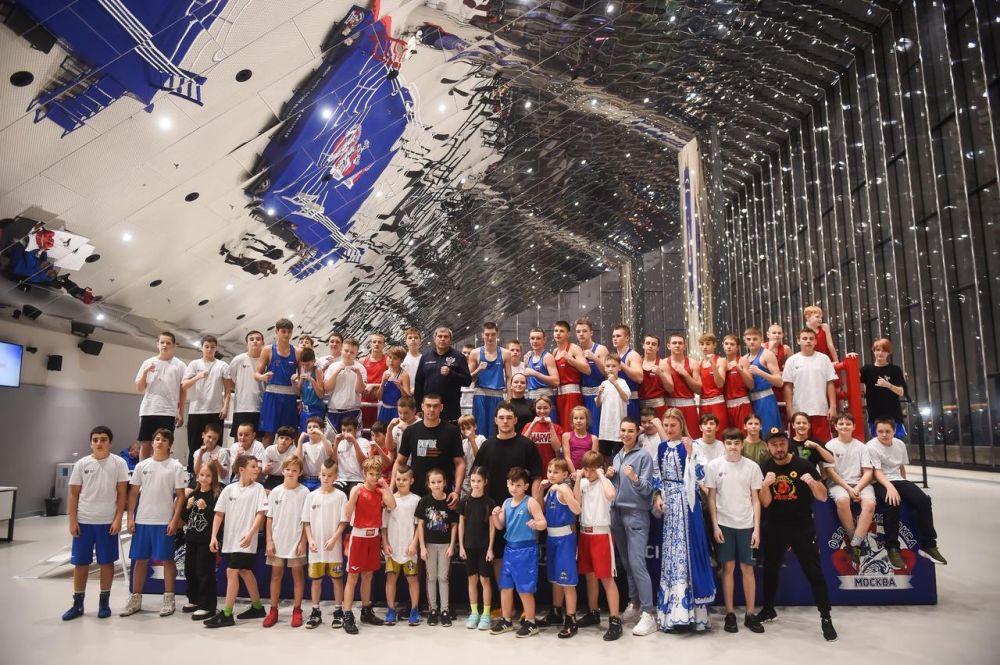 � ������ ������ ������-����� ������������ �������� ������� ������� � �������� ���� ����� �����������