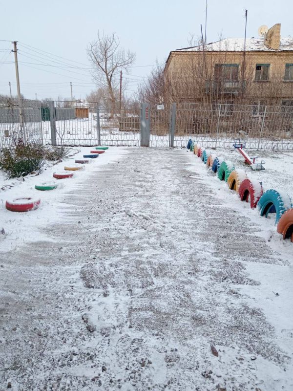 Сергей Козенко: В Краснодонском муниципальном округе наступление зимы и выпадение первых снежных осадков встретили активными мерами по обеспечению безопасности на дорогах и тротуарах