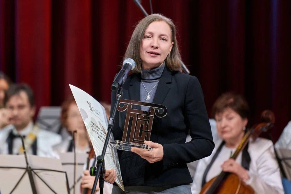 Корреспондент газеты "Республика" Светлана Юрова стада одной из победительниц Всероссийского конкурса СМИ "Культура слова"